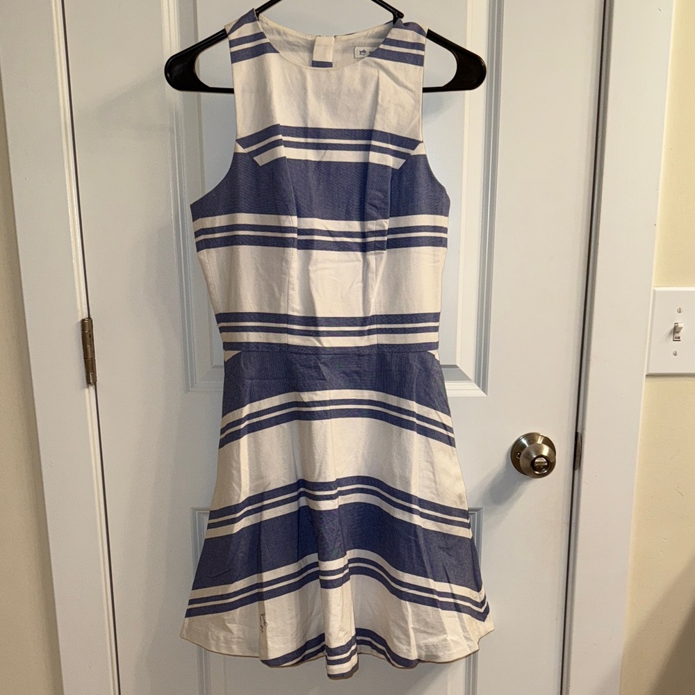 Southern Tide Fit and Flare Dress Size 2, EUC